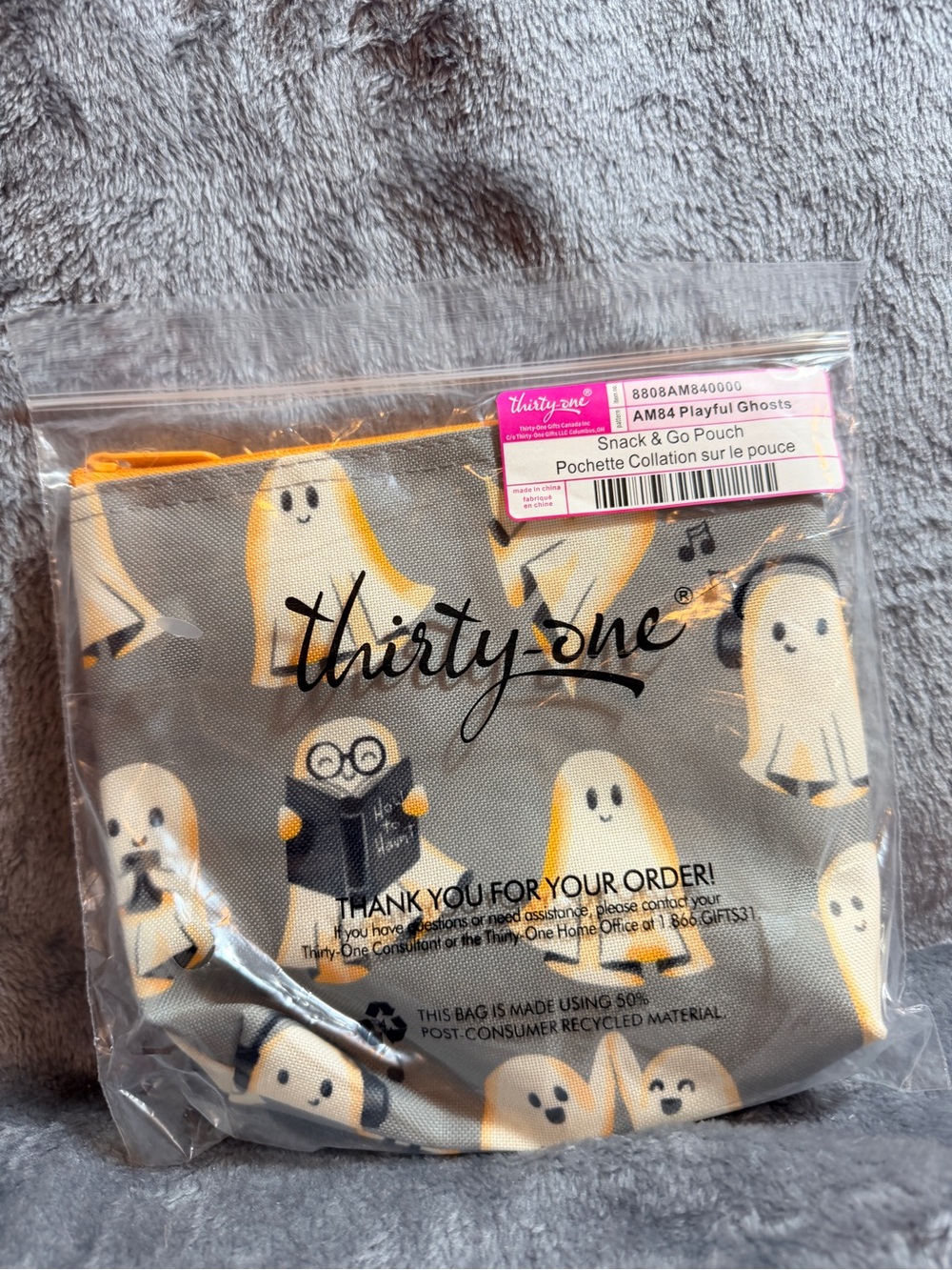 thirty-one snack & go pouch Gray Pouch with Yellow-Accented Ghosts
